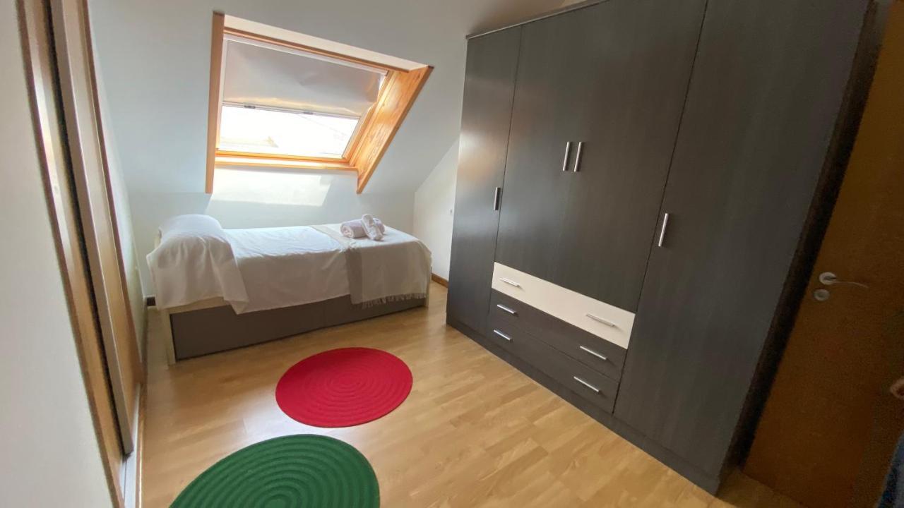 A Cuarta Ronda Apartment Melide Bagian luar foto